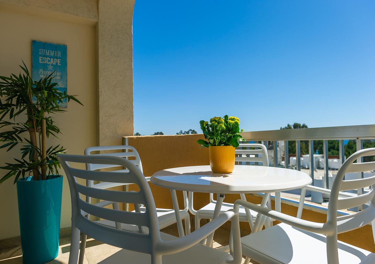 Pebble Beach Holiday Apartments Limisso Esterno foto